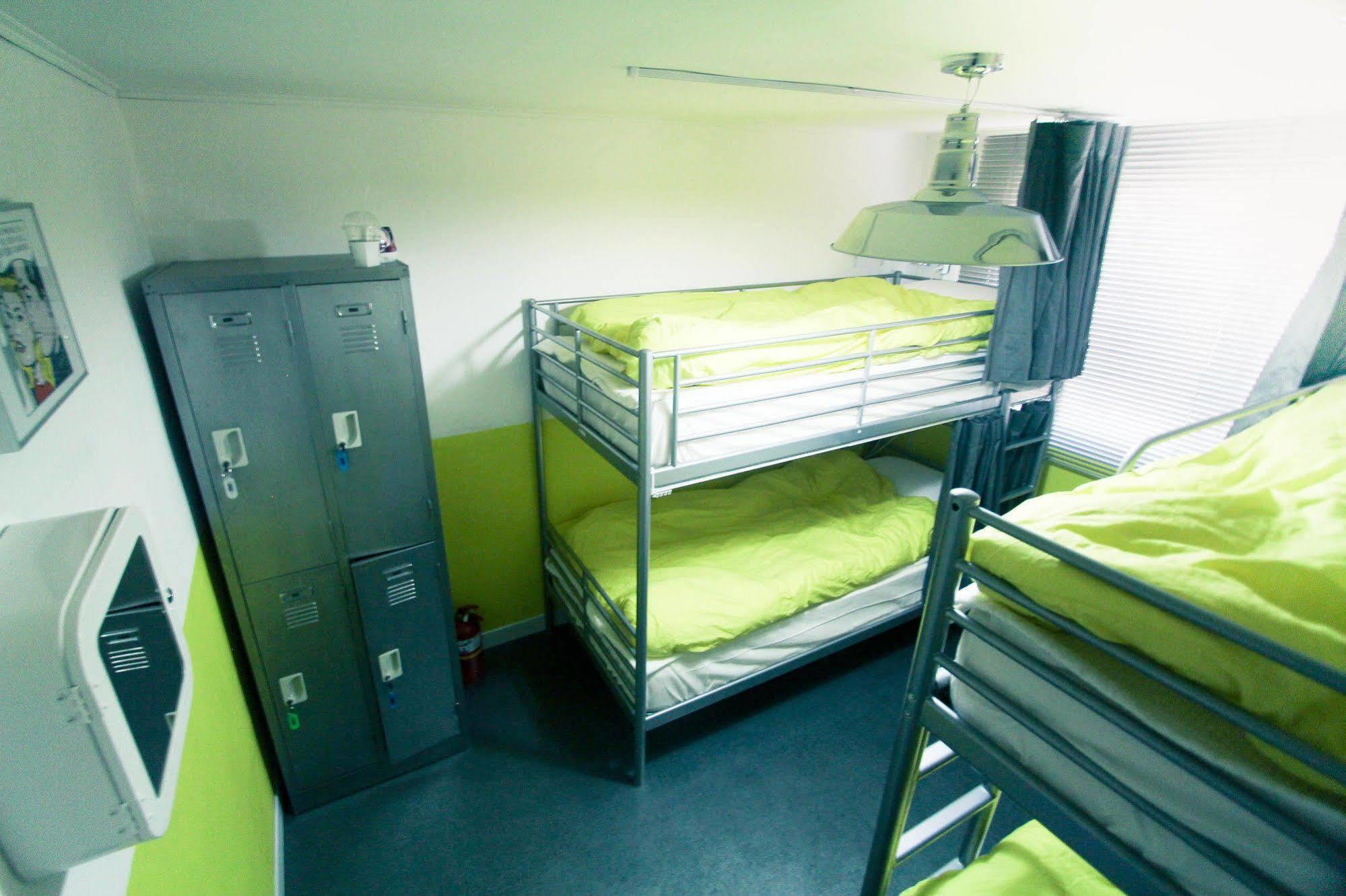 Hostel Travel Holic *